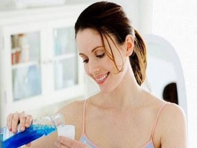 Loại nước súc miệng cho mẹ sau sinh