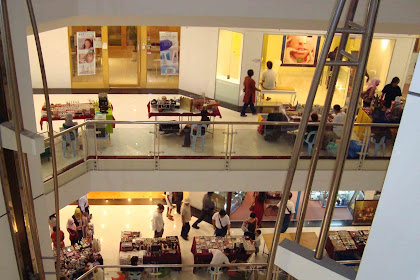 Amcorp Mall Flea Market : Faith Luv 2 Eat N Travel : A Trip To Flea Market @ Amcorp ... / The flea market of amcorp mall located in the mall at the lower ground and the 1st floor.