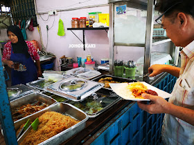 Taman Tasek Hawker Centre in Johor Bahru Malaysia. Untrendy but Cool