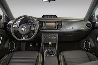 Volkswagen Beetle GSR (2014) Dashboard