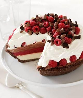 Cake-Strawberry-Dessert