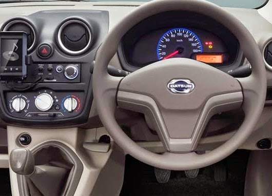 BonCel ModiF Tampilan interior  mobil datsun  GO 