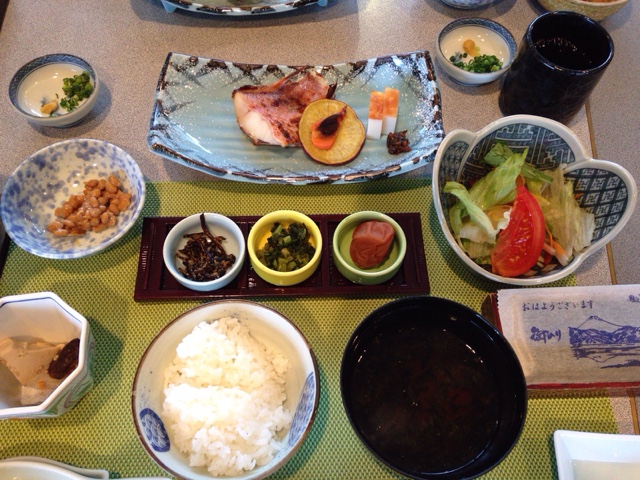 トスラブ箱根和奏林 朝食