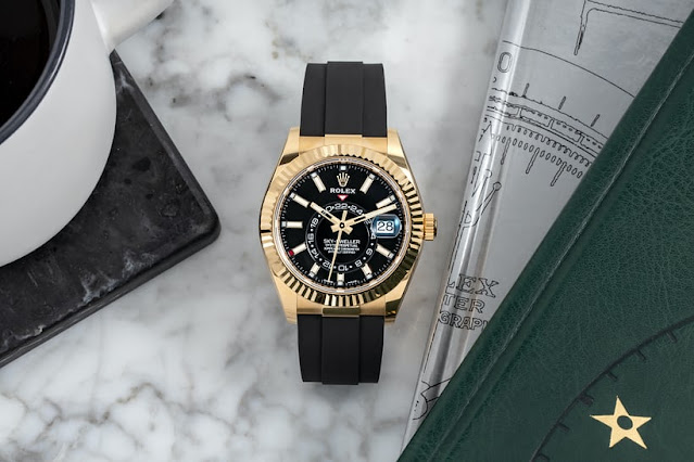 В чем новизна реплики часы Rolex Oyster Perpetual Sky-Dweller 2020 года?