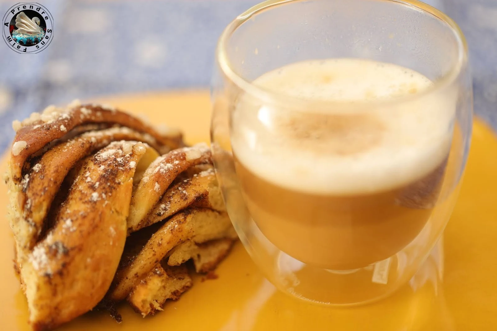 Brioche tressée fleur d'oranger cannelle