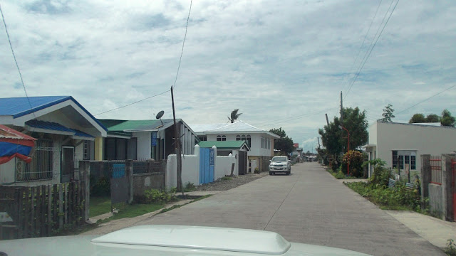 houses and commercial establishments in Guiuan Eastern Samar