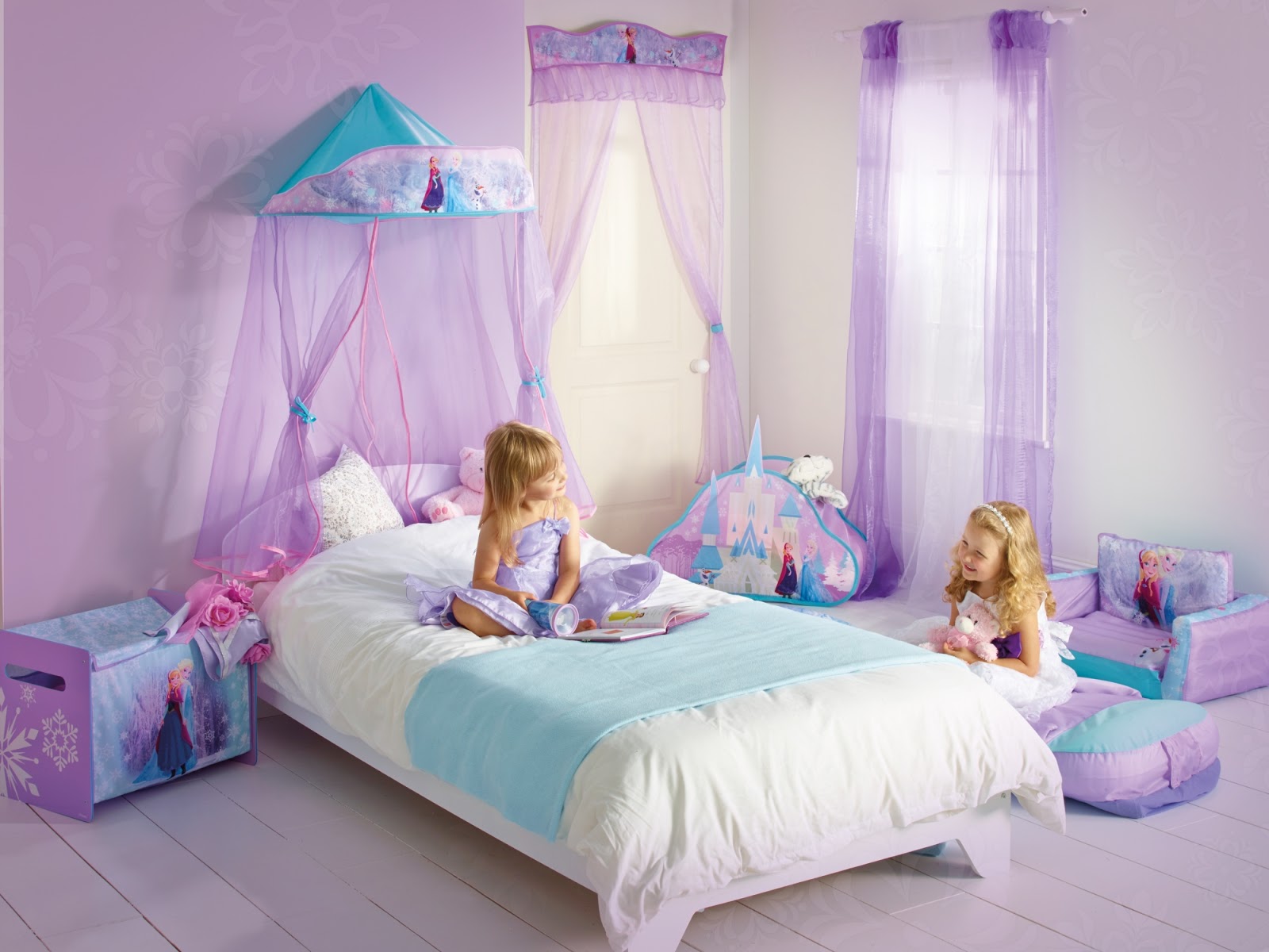 Desain Foto Dinding Kamar Tidur Frozen Anak Perempuan Remaja