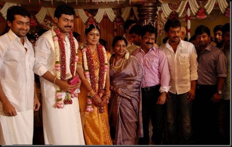 celebs_at_actor_karthi_and_ranjini_wedding_0307110620_032