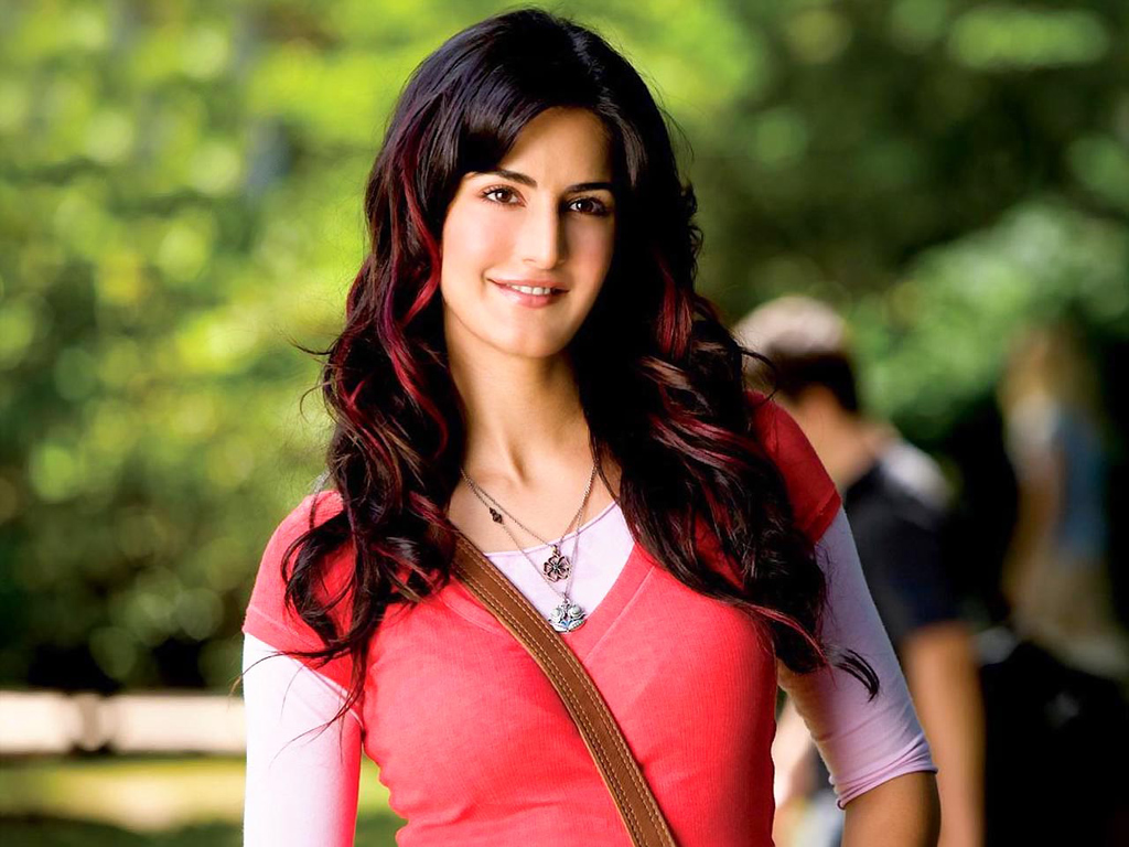 Games Wallpapers: Free Beautiful Katrina Kaif Wallpapers - Download ...