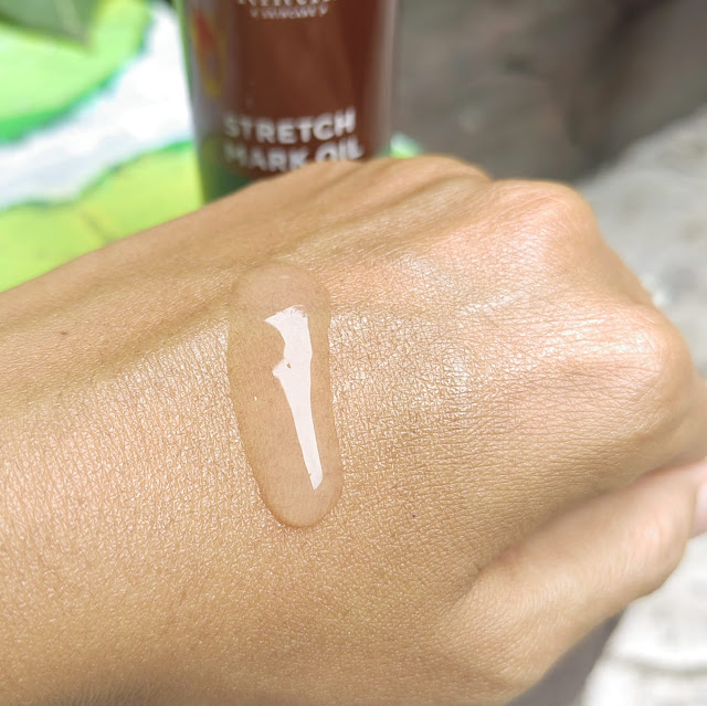 Tekstur rintik skincare stretch mark oil