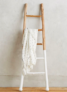 White Dipped Blanket Ladder