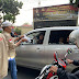  Menjelang Berbuka Puasa, DPD Provinsi Banten Bagikan Takjil kepada Pengguna Jalan