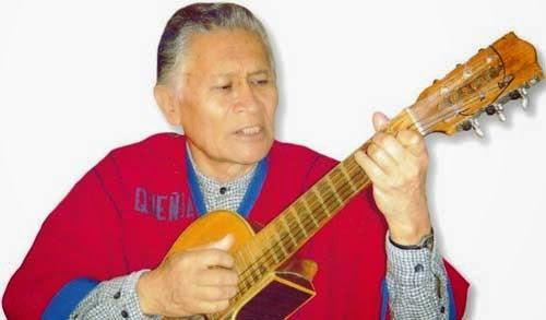 Willy Alfaro festeja sus 50 años de canto y poesía en La Paz