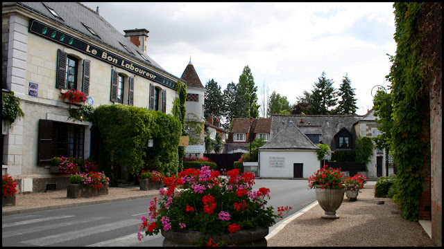 Chenonceaux Village France June 2011