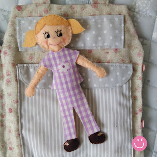 La muñeca con su pijama - Alacabala