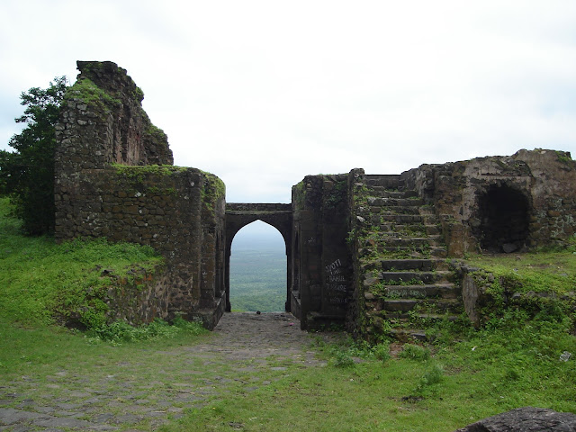 Asirgarh Fort | भारत का एक रहस्यमय किला | इतेहास और स्थापत्य कला