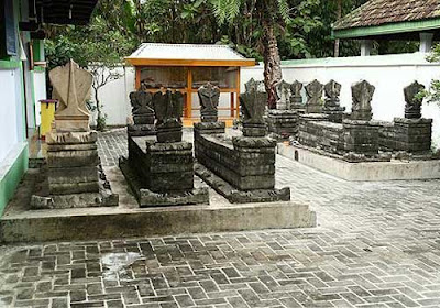 Jaka Tingkir's tomb