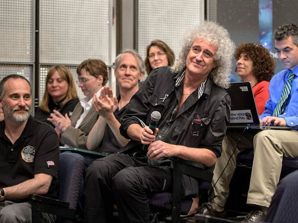 ARTICLE⎜Queen : Le guitariste Brian May écrit un nouveau titre pour la Nasa