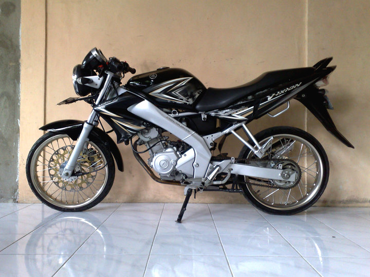 Modifikasi new vixion advance full fairing lightning velg Modifikasi new vixion advance full fairing lightning velg