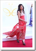 Crescent-Summer-Lawn-By-Faraz-Manaan-In-Karachi-Fashion-Show-2012-17