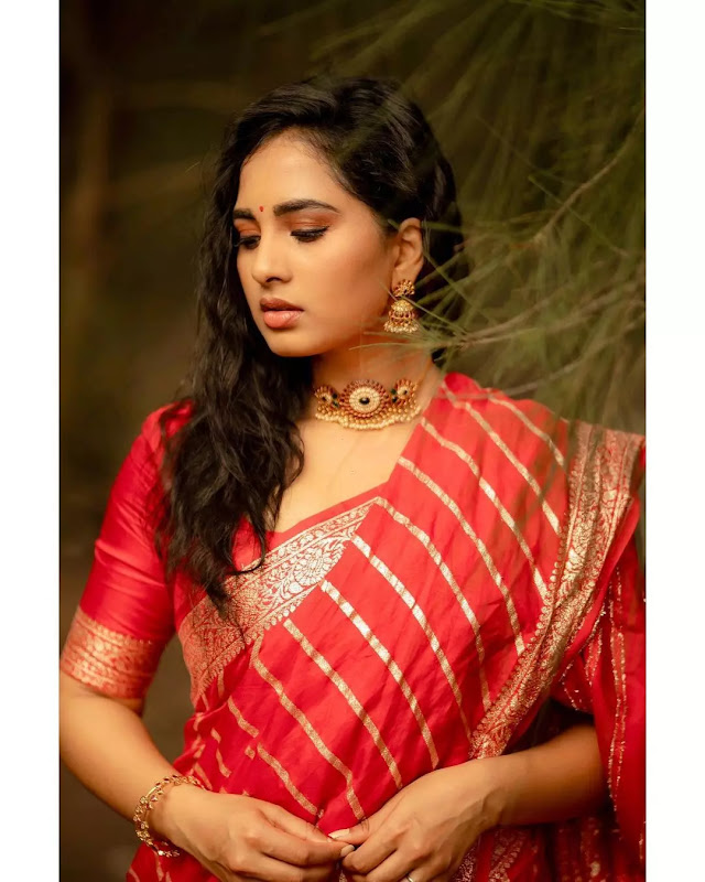 srushti-dange-photos