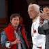 Direto do "futuro": a chegada e Marty McFly & Doc Brown no programa de Jimmy Kimmel Live (em inglês)