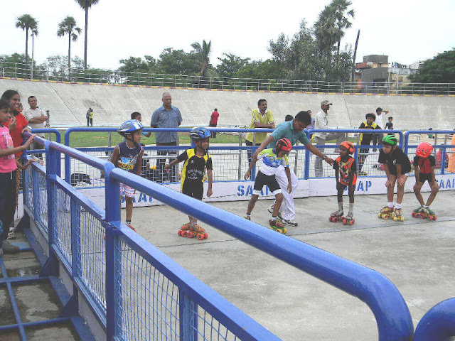 skating classes at kphb colony in hyderabad inline skates