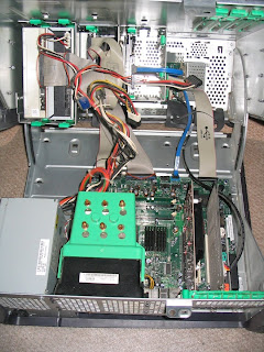 Under the hood: DELL Dimension 8400