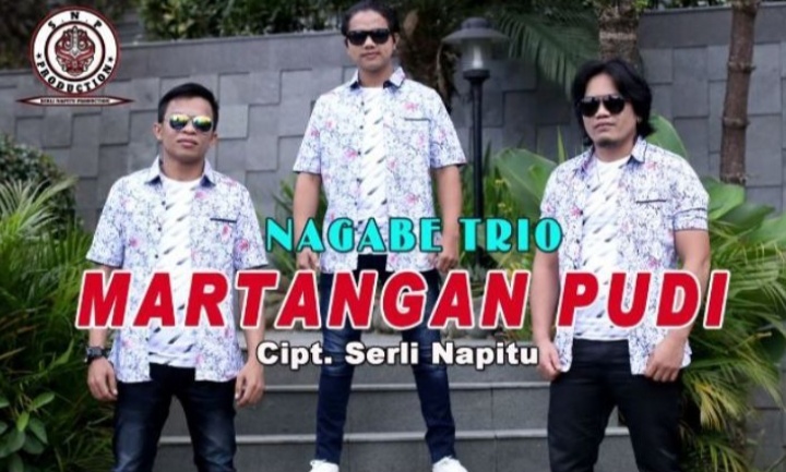 Lirik Dan Chord Lagu Martangan Pudi Terpopuler - berikut ini martangan pudi lirik lagu dan kunci gitar terpopuler dibawakan oleh penyanyi Trio Nagabe