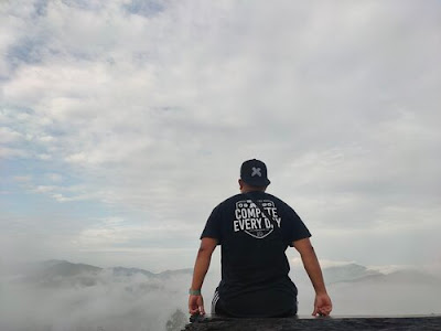 Menjejak Awan di Bukit Jelutong Terengganu