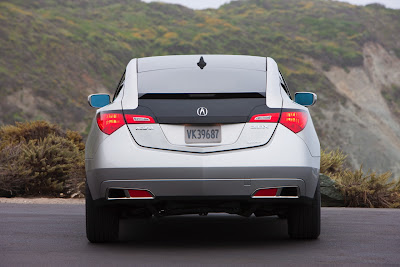 2010-acura-zdx-sedan-car-back