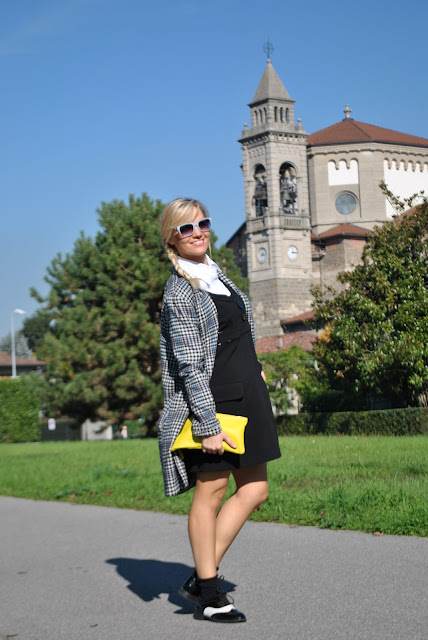 outfit bianco e nero come abbinare il bianco e nero abbinamenti bianco e nero outfit autunnali outfit novembre 2015 mariafelicia magno fashion blogger colorblock by felym fashion blog italiani fashion blogger bionde fashion blogger milano blog di moda blogger italiane how to wear black and white how to combine black and white fall outfit cookbook street style