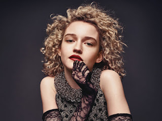 Julia Garner