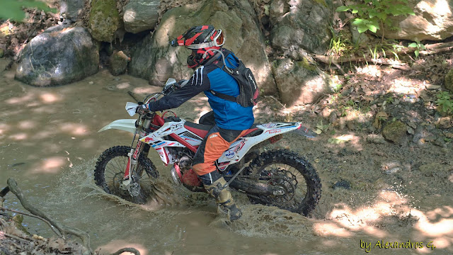 Riv3r Hard Enduro Crossing – Veria