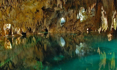 Beautiful Underground Lakes Around the world