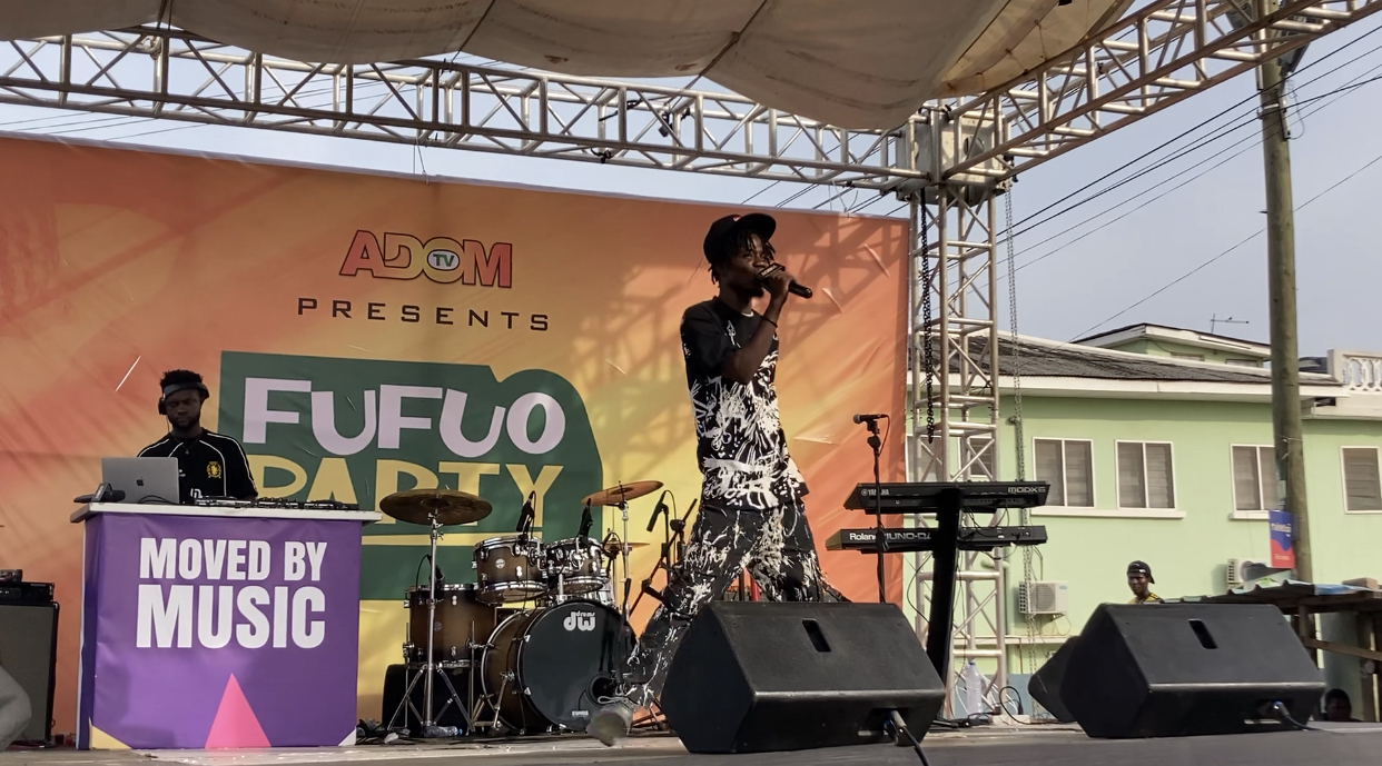 <"Yaw Gee performing at Adom TV Fufuo Party">