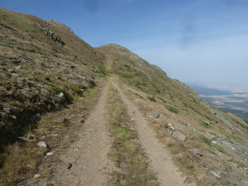 PICO DEL LOBO (2.274m) y Alto de las Mesas, 2.257m (La cúspi P1230725%20%28FILEminimizer%29