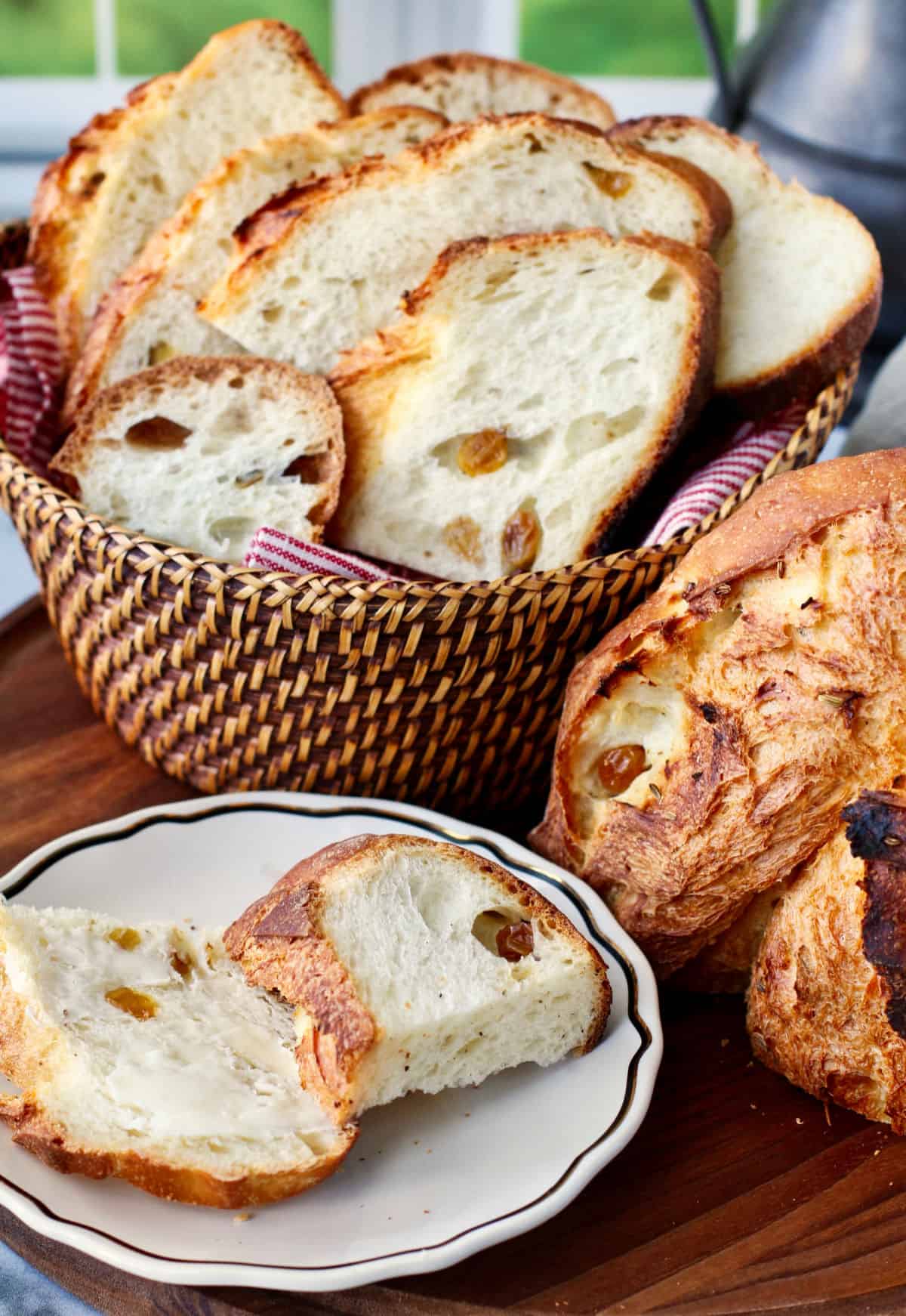Fennel and Golden Raisin Bread in a basket.