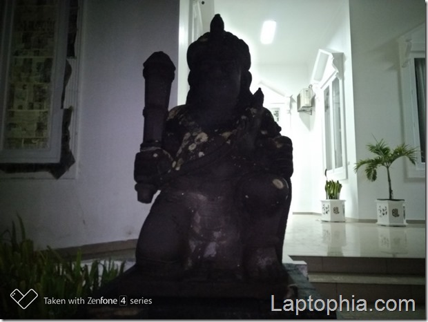 Hasil Foto Kamera Asus Zenfone 4 Selfie Pro ZD552KL