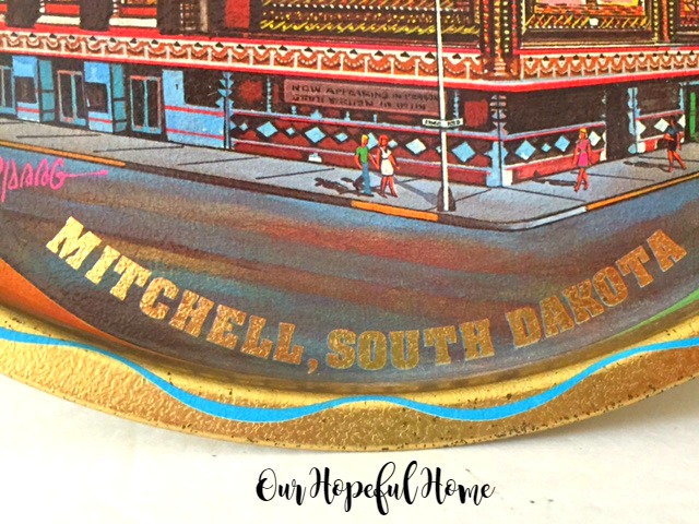 Mitchell, South Dakota Souvenir Plate