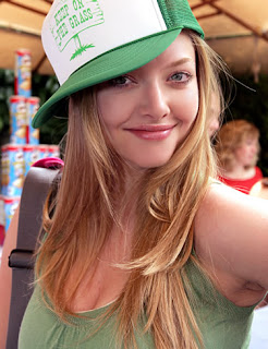 Amanda Seyfried The most beautiful artist in the world