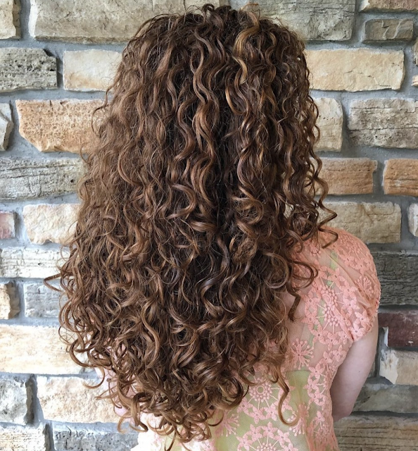 hairstyles for naturally curly hair