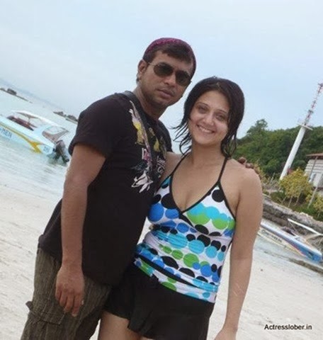 Bengali Actress Swastika Mukharjee swimsuit photo collection