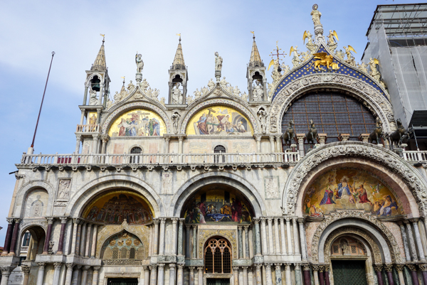  photo 201505 Venice St Marks Basilica-28_zpswesbmj5d.jpg