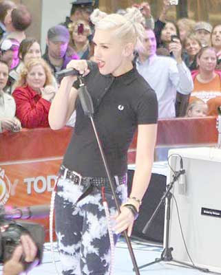 Gwen Stefani Toyota Summer Concert Series Pics