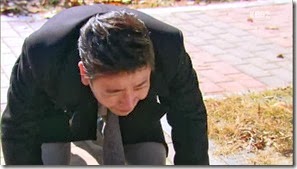Secret.E16.mkv_001779077