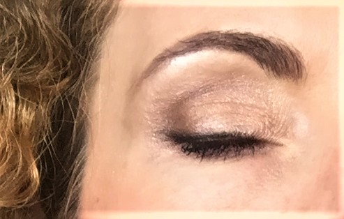 maquillage des yeux réalisé avec la palette Baked and Beautiful de bh cosmetics gros plan