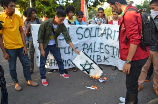 Mahasiswa UBK Menggelar Aksi Solidaritas Palestina