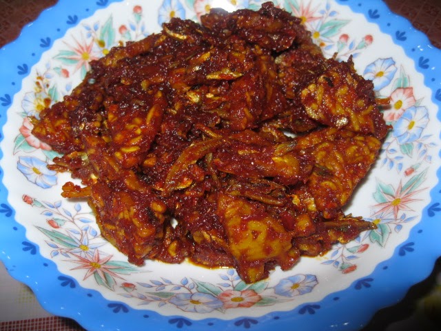 Dari Dapur Ummi: Sambal Tempe Dengan Ikan Bilis