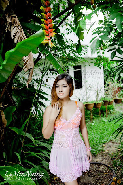 attractive outdoor portrait maw phoo maung